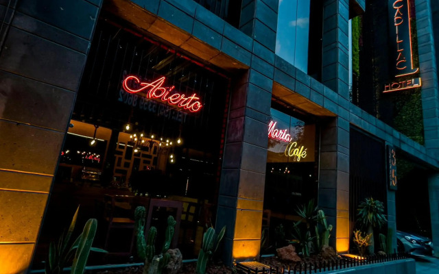 Cadillac Hotel Boutique