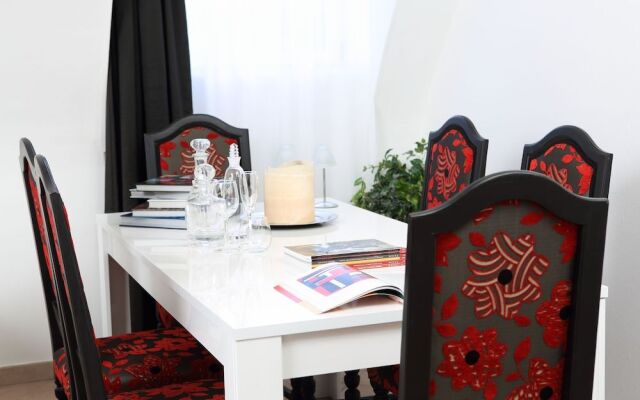 The Queen Luxury Apartments - Villa Gemma