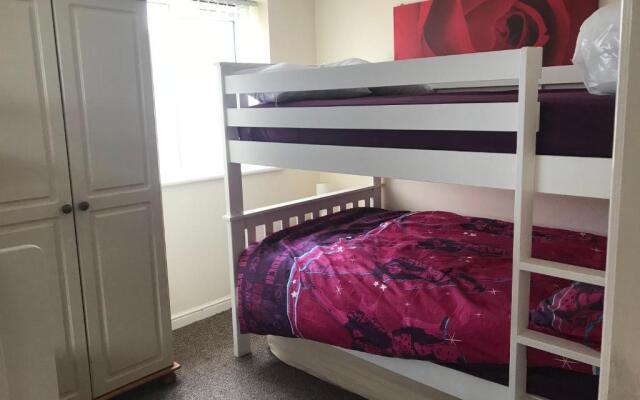 HOUSE shared, New Build 36 Nottingham 3bedrooms