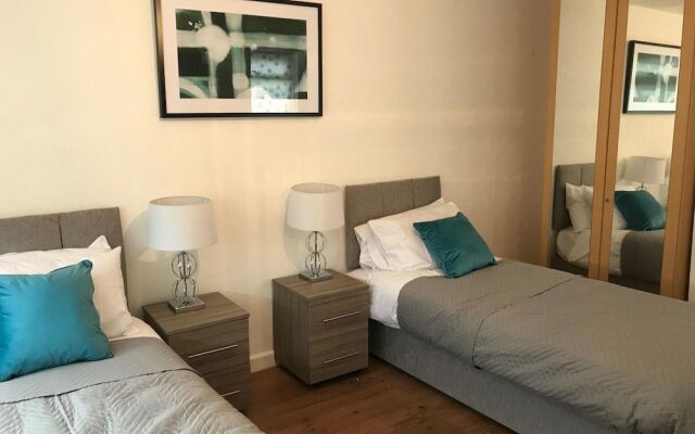 Stay In Liverpool Lytham House