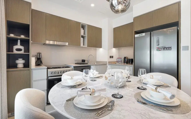 Arabian Ranches 3 Luxury 4 Bedroom Villa