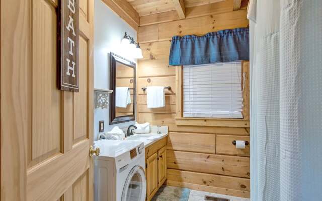 Black Bear Hideaway by Jackson Mountain Homes