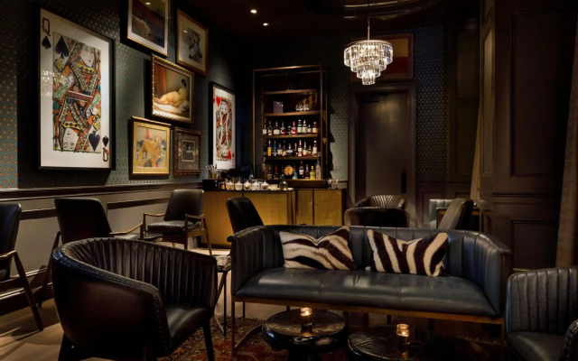 Hotel Vin, Autograph Collection