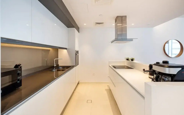 DHH Bluewater Island Building 2 Sea View