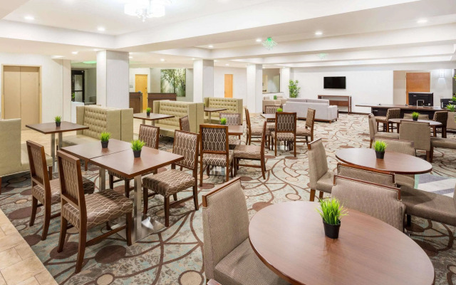Wyndham Garden Greenville Airport