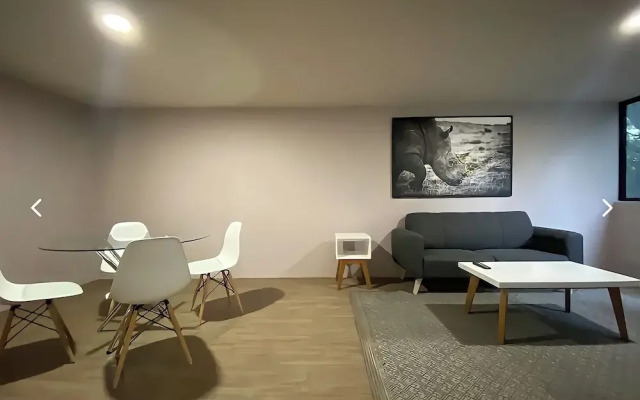 Roma Stay - 2br, Parking -wifi- Sleeps 6 Guests