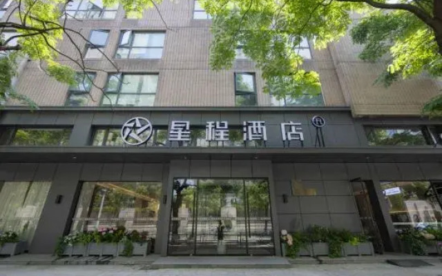 Ningbo Meiyi Hotel