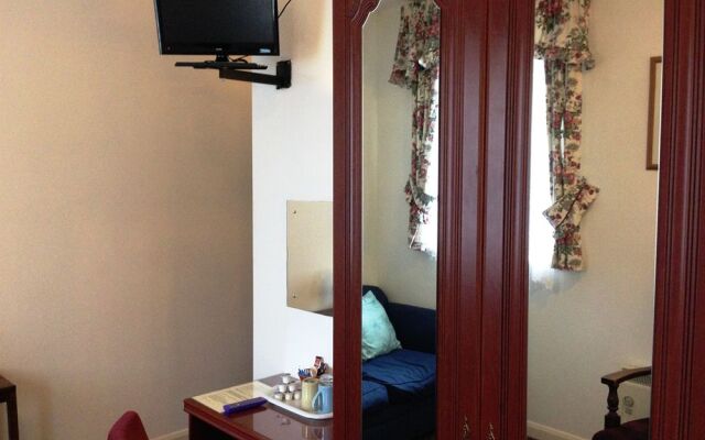 3 Tuns Coaching Inn