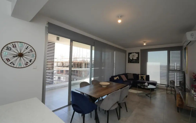 Larnaca Salt Lake Gem Airy 2 Bdrm Apartment