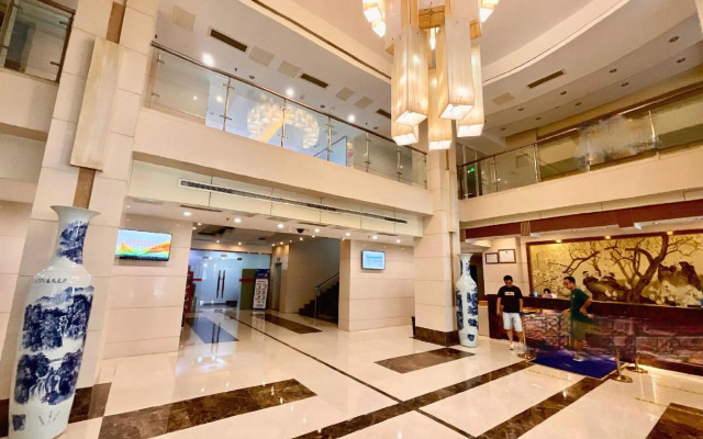 Huada Hotel