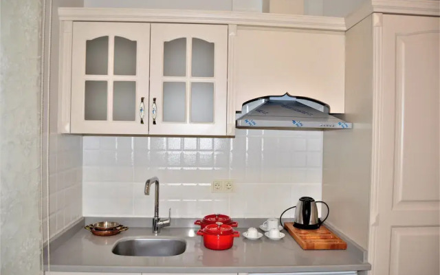 Emil House Apart Hotel