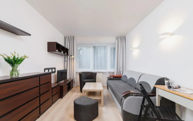 Apartment Warsaw Podlesna by Renters
