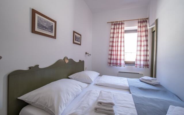 Apartment House Berghi