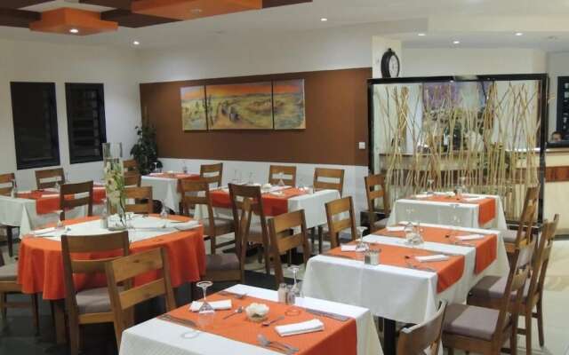 Plumeria Hotel