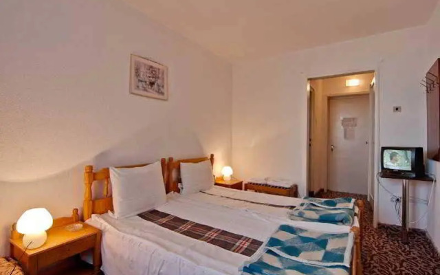 Hotel Diana