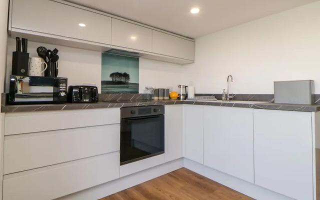 Riverview @ 1 Brunel View