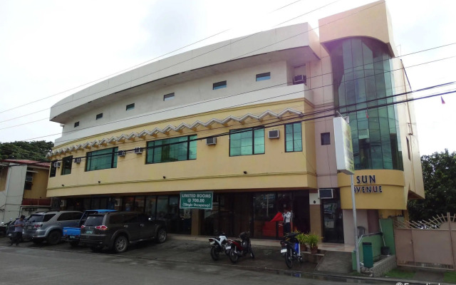 Sun Avenue Tourist Inn And Cafe