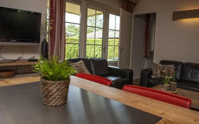 Comfortable Bungalow Near the Veluwe