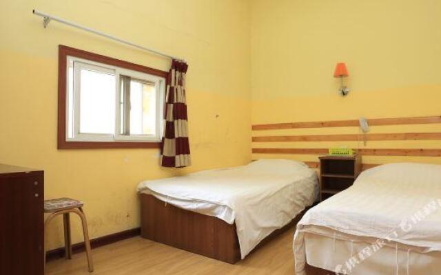 Linjia Hostel