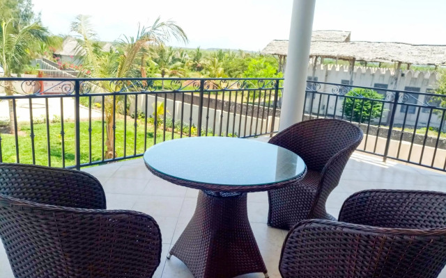 Sea Crest Hotel