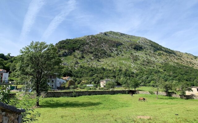 House With 2 Bedrooms in Bustablado, With Wonderful Mountain View and