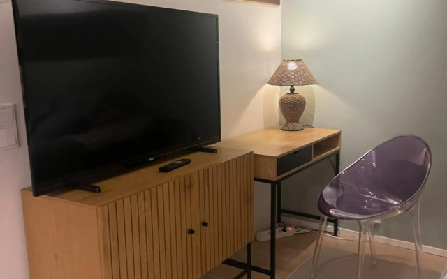 The Seaside Apartment