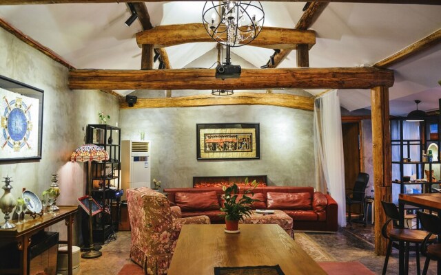 East Inn