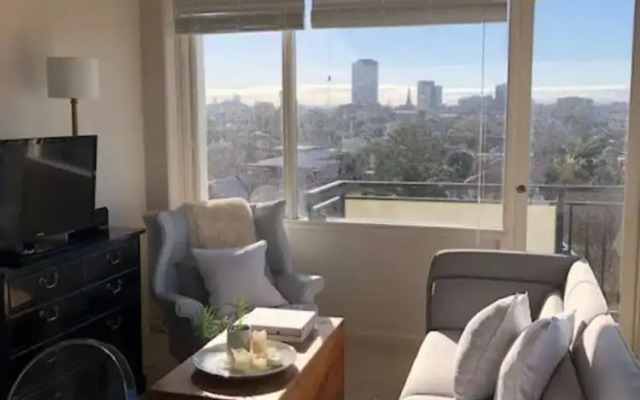 Designer Apartment With a Sea View