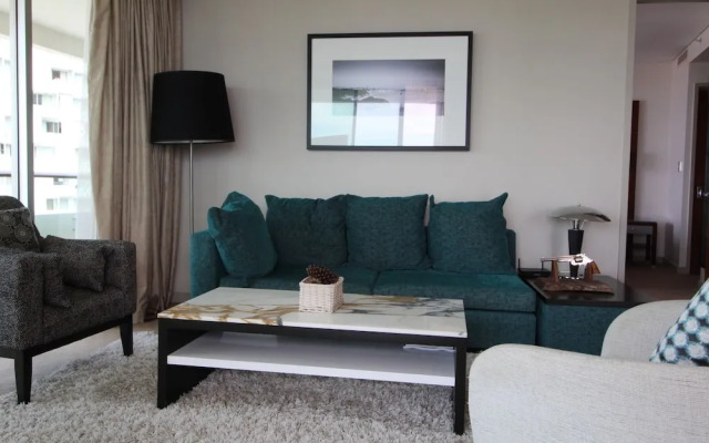 Seascape Apartment (Pullman 10D)