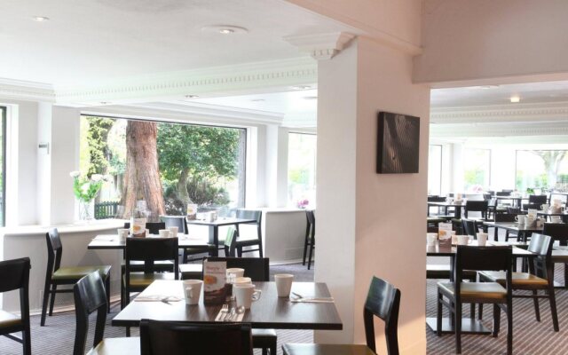 Holiday Inn Express Edinburgh City West by IHG