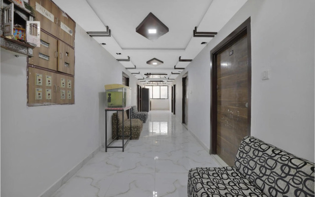 Flagship 83069 Hotel Rudra Palace