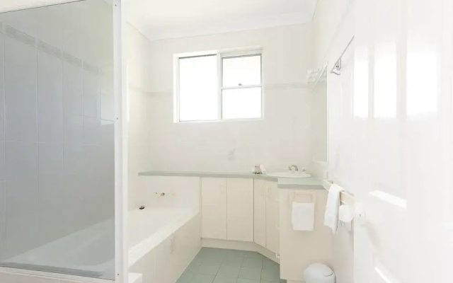 21 Melaleuca Drive