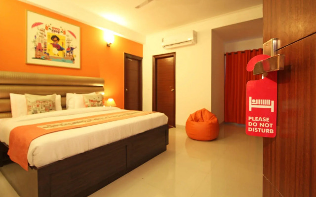 OYO Flagship North Campus
