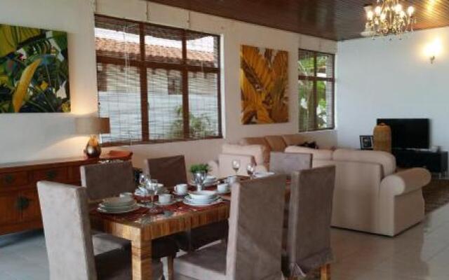 Beach Front Bungalow Tanjung Bungah