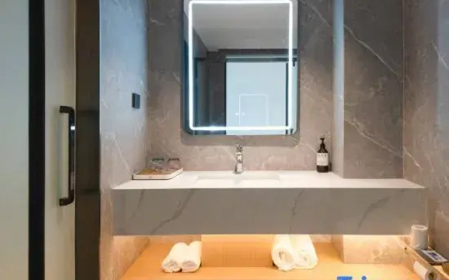 Southeast Dream Hotel (Liuzhou Yao Bu Ancient Town Store)