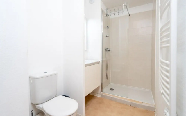 Seaside Stay for Two Guests