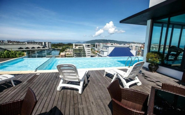 Marina Travellers Suite SKY Karamunsing