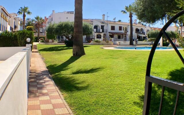 La Mata Beach Bungalow Beautiful Pool
