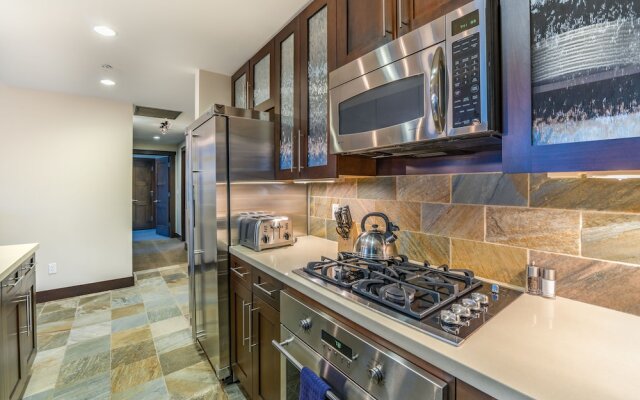 Hayden Lodge by Snowmass Mountain Lodging