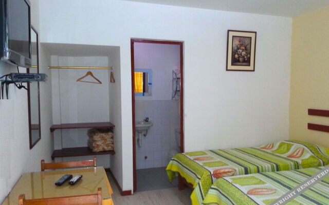 HOSTAL Backpackers