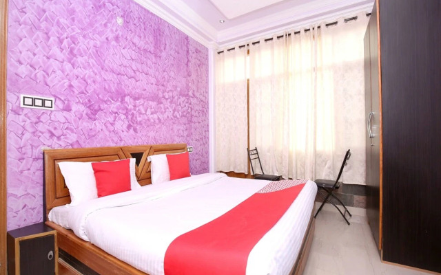 OYO 11905 Home Modern 3BHK New Shimla