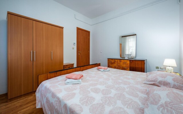 Awesome Home in Umag With Wifi and 3 Bedrooms