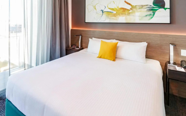 Mercure Sunshine Coast Kawana Waters