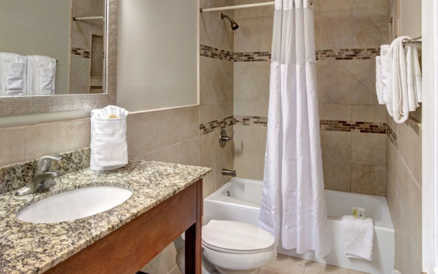 Hotel St. Pierre®, a French Quarter Inns® Hotel