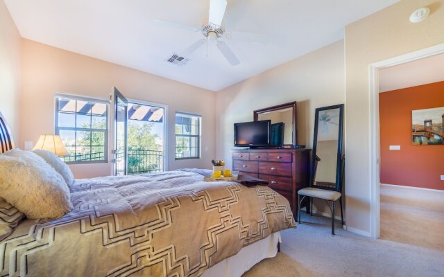 12th 205 - 2 Br Condo