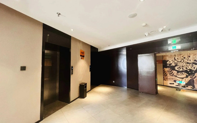 7 Days Premium Changsha Wuyi Plaza Metro Station