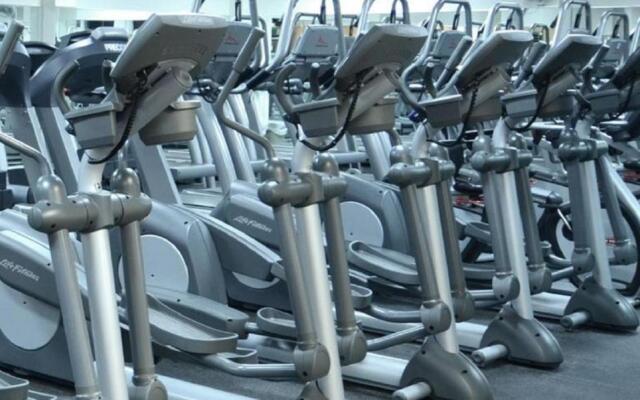 Mystic Lake Casino Hotel