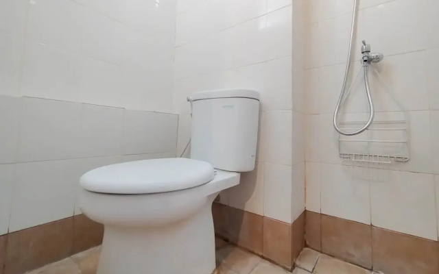 Nice And Cozy Studio At Bassura City Apartment