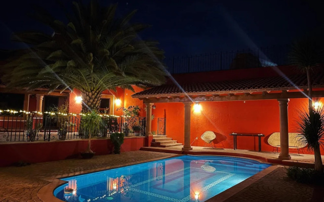 La Casa Roja