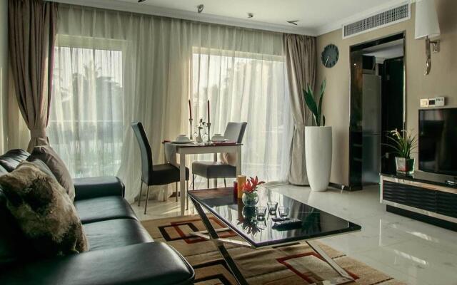 Red Mango Apartment Hotel
